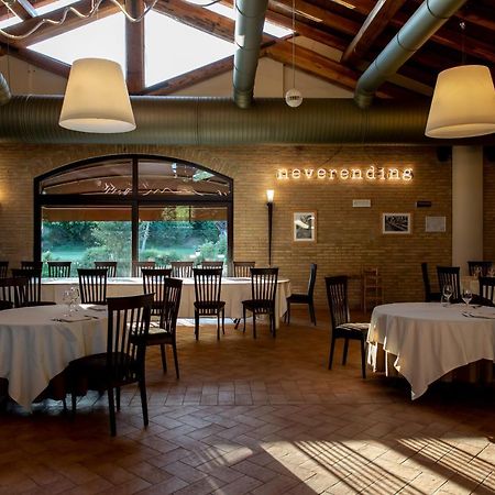 Magione Papale Relais Ξενοδοχείο Λ' Άκουιλα Εξωτερικό φωτογραφία