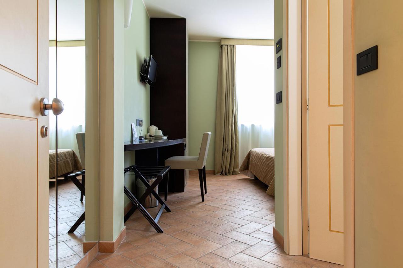 Magione Papale Relais Ξενοδοχείο Λ' Άκουιλα Εξωτερικό φωτογραφία