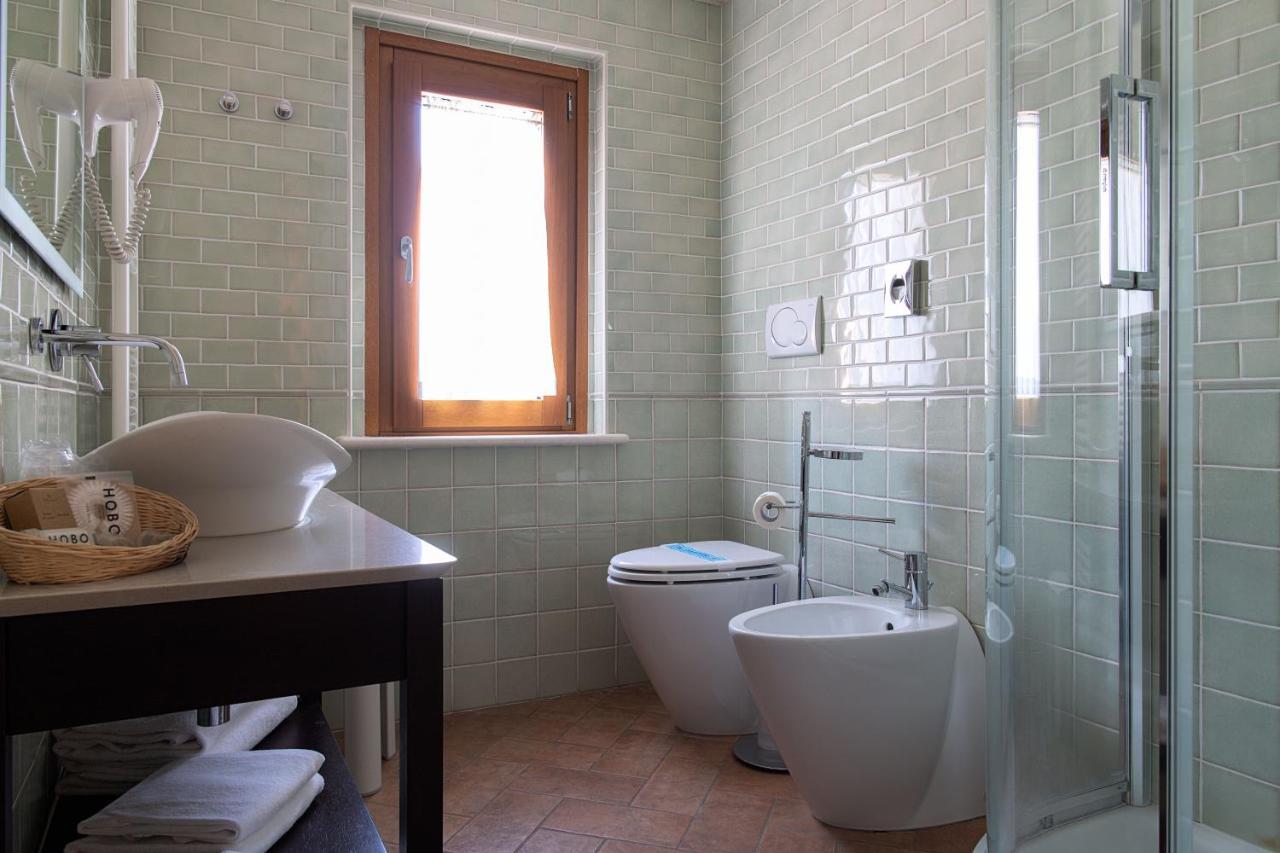 Magione Papale Relais Ξενοδοχείο Λ' Άκουιλα Εξωτερικό φωτογραφία